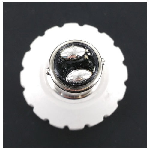 LH0931 Converts a BA15d double contact bayonet lamp holder/socket to a GU10 twist lock lamp holder/socket