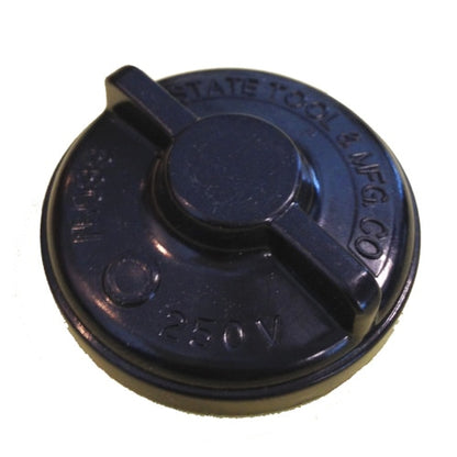 LH0865 E26 medium base lamp holder/socket with screw on cap and pierce connections