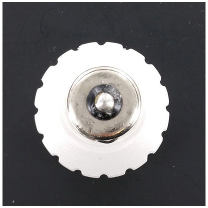 LH0951 Converts an E17 intermediate base lamp holder/socket to a GU10 twist lock lamp holder/socket